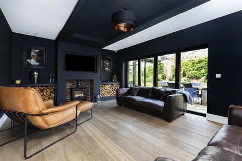 undefined, Oakfield Road, Huddersfield HD2