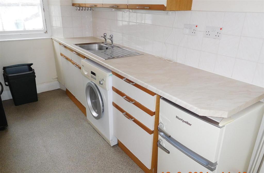 Kitchen Mga.JPG