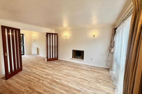 undefined, Kynance Close, Romford, RM3
