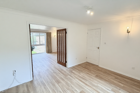 undefined, Kynance Close, Romford, RM3