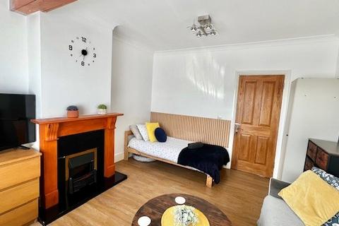 undefined, Romford, RM1