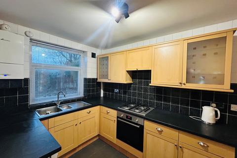 3 bedroom house to rent, Field Lane, Birmingham, B32