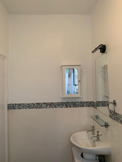 undefined, Egmont Road, Sutton, SM2