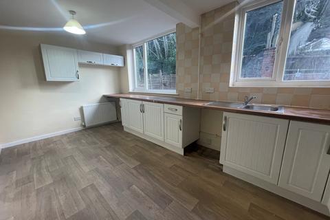 3 bedroom semi-detached house to rent, Coventry Road, Birmingham, B26