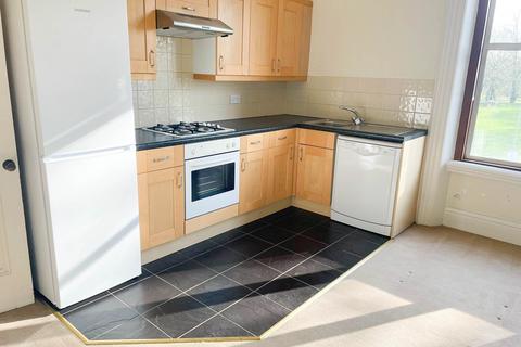 2 bedroom apartment to rent, Spencer Park, London, SW18
