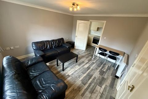 2 bedroom apartment to rent, Hart Road, Manchester, M14