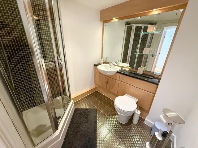 Ensuite