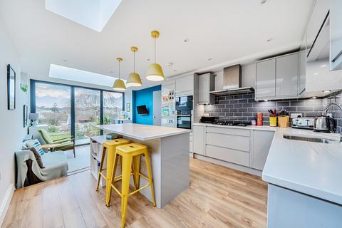undefined, Croft Road, Surrey GU7