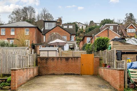 undefined, Croft Road, Surrey GU7