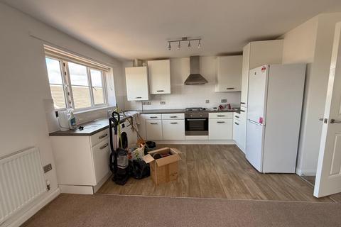 2 bedroom apartment to rent, Rathbone Crescent, Peterborough, PE3