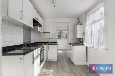3 bedroom house for sale, Haselbury Road, London, N18