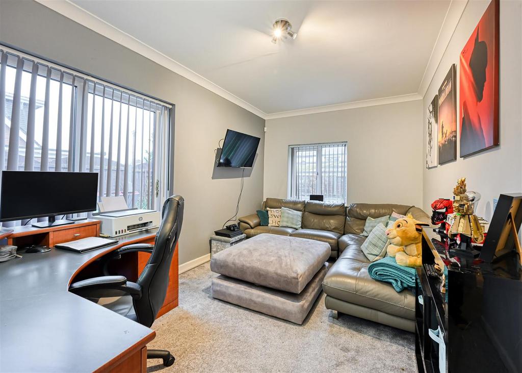 25 Clifton Road-8.jpg