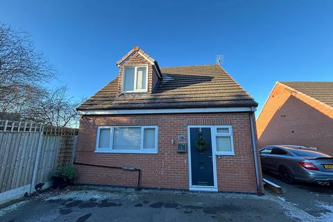 2 bedroom house to rent, Robbins Way, Lillington, Leamington Spa