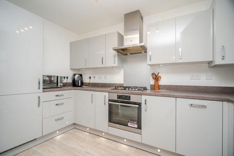 2 bedroom apartment for sale, Berrenda Avenue, Whitehouse, Milton Keynes, MK8