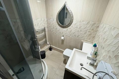 2 bedroom apartment to rent, Arden Grove, Ladywood, BIRMINGHAM