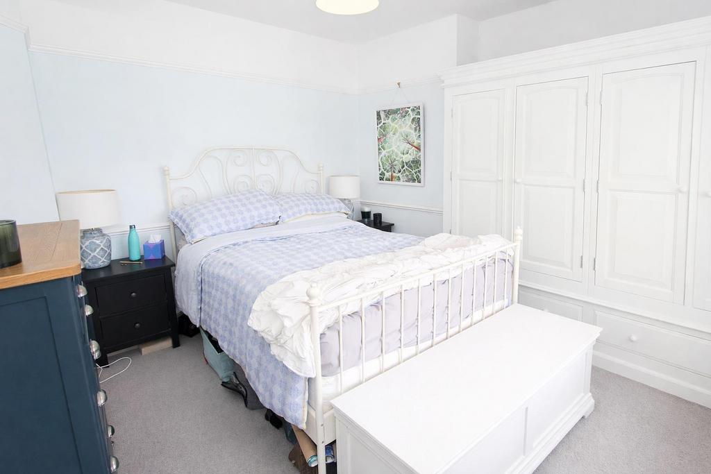 Bed 1.JPG