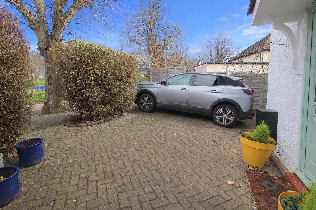 Driveway.JPG