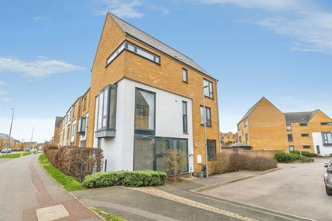 Loughborough Drive, Broughton, Milton Keynes