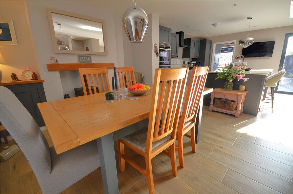 Kitchen/Diner/Family