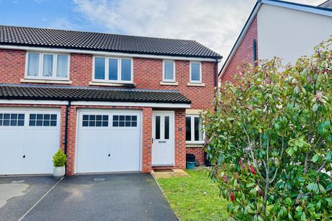 undefined, Beacon Close, Bathpool, Taunton