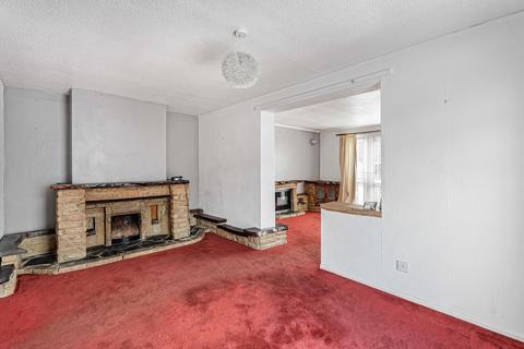 3 bedroom end of terrace house for sale, Barry Avenue, Bicester, OX26
