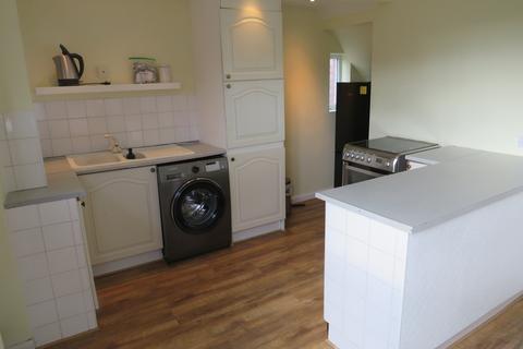 3 bedroom house to rent, Bodenham Road, OLDBURY