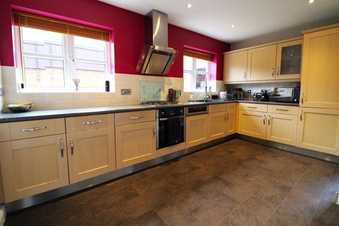 4 bedroom detached house for sale, Columbine Road, Hamilton, LE5