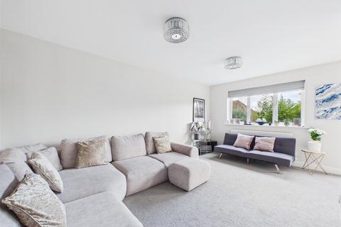 4 bedroom detached house for sale, Riddlesdown Road, Purley CR8