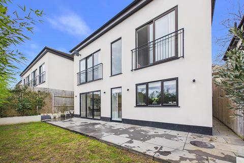 4 bedroom detached house for sale, Riddlesdown Road, Purley CR8
