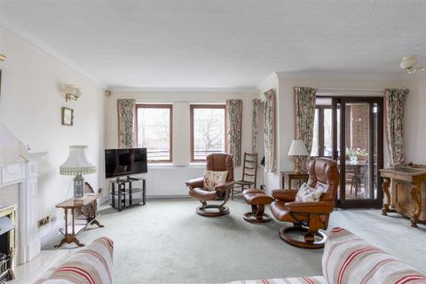3 bedroom apartment for sale, Dukes Wharf Terry Avenue, York