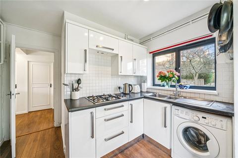 2 bedroom apartment for sale, Mayford Close, London, SW12