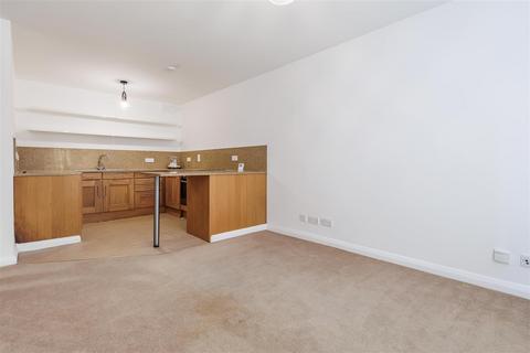 1 bedroom flat for sale, Theydon Gate, Station Approach, Theydon Bois