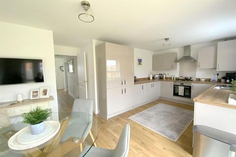 4 bedroom detached house for sale, Binbrook Drive, New Waltham