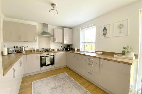 4 bedroom detached house for sale, Binbrook Drive, New Waltham
