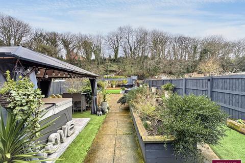 3 bedroom end of terrace house for sale, Main Road, Ffynnongroyw, Flintshire CH8 9SN