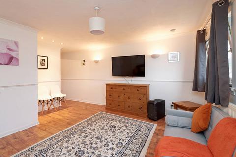 undefined, 27 Craighton Gardens, Lennoxtown, G66 7NX