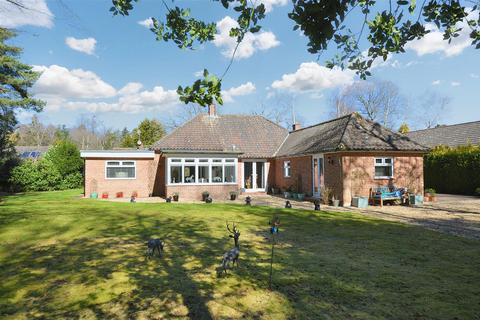 4 bedroom detached bungalow for sale, Cromer Road, High Kelling, Holt