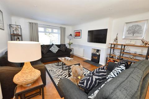 4 bedroom detached bungalow for sale, Cromer Road, High Kelling, Holt