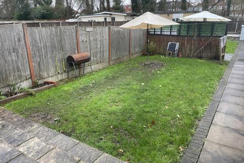 undefined, St. Pauls Avenue, Harrow HA3