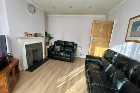 3 bedroom semi-detached house for sale, Ashness Gardens, Greenford, UB6