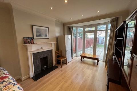 3 bedroom semi-detached house for sale, Ashness Gardens, Greenford, UB6