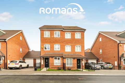 undefined, Elm Drive, Woodley, Reading, RG5