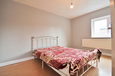1 bedroom apartment to rent, Fairfield Road, Yiewsley, UB7