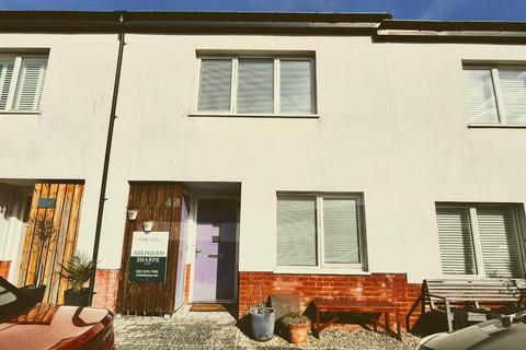 Pearse Close, Penarth