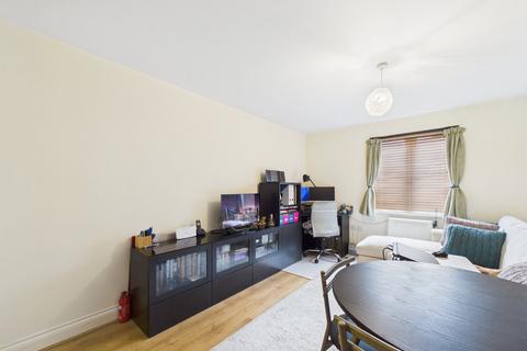 1 bedroom apartment for sale, Sanders Place, Walsworth Road, HITCHIN, SG4