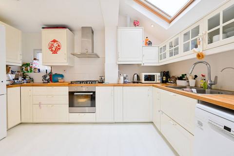 2 bedroom maisonette to rent, Adelaide Grove, Shepherd's Bush, London, W12