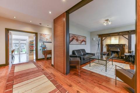 undefined, Coombe Lane, Wimbledon, London, SW20