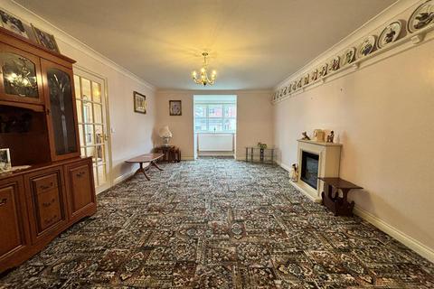 4 bedroom detached house for sale, Maes Yr Efail, Llangennech, Llanelli