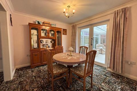 4 bedroom detached house for sale, Maes Yr Efail, Llangennech, Llanelli