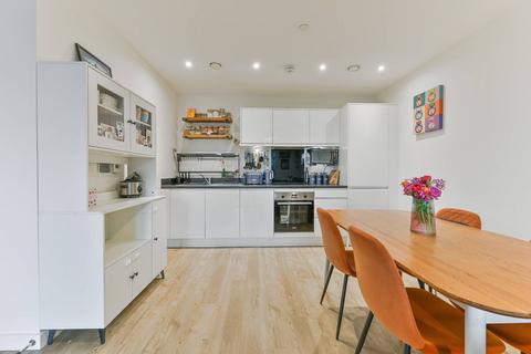 2 bedroom flat for sale, Kingston Road, New Malden, KT3